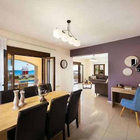 Avra Villa